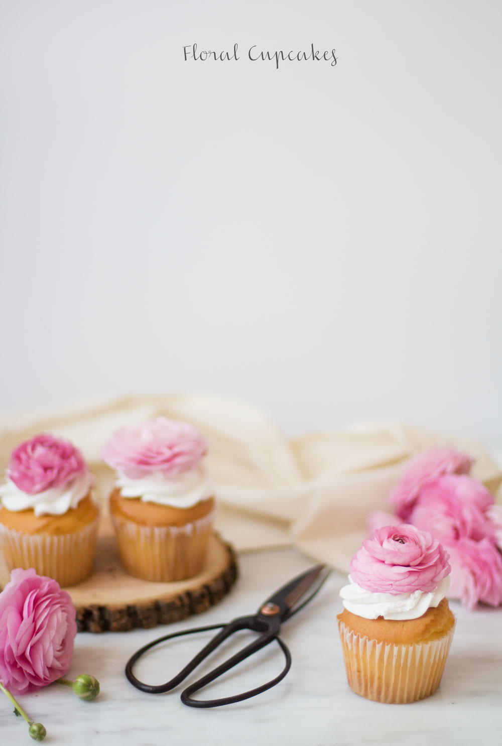 floral-cupcakes-1