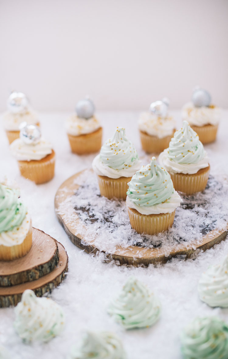 Christmas Tree Meringues | The Blondielocks | Life + Style