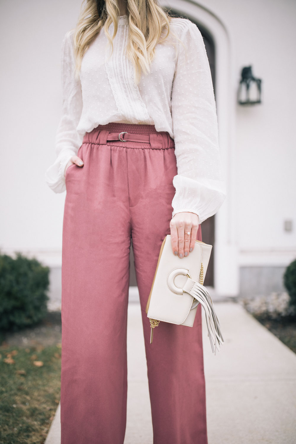 Pink Pants, The Blondielocks