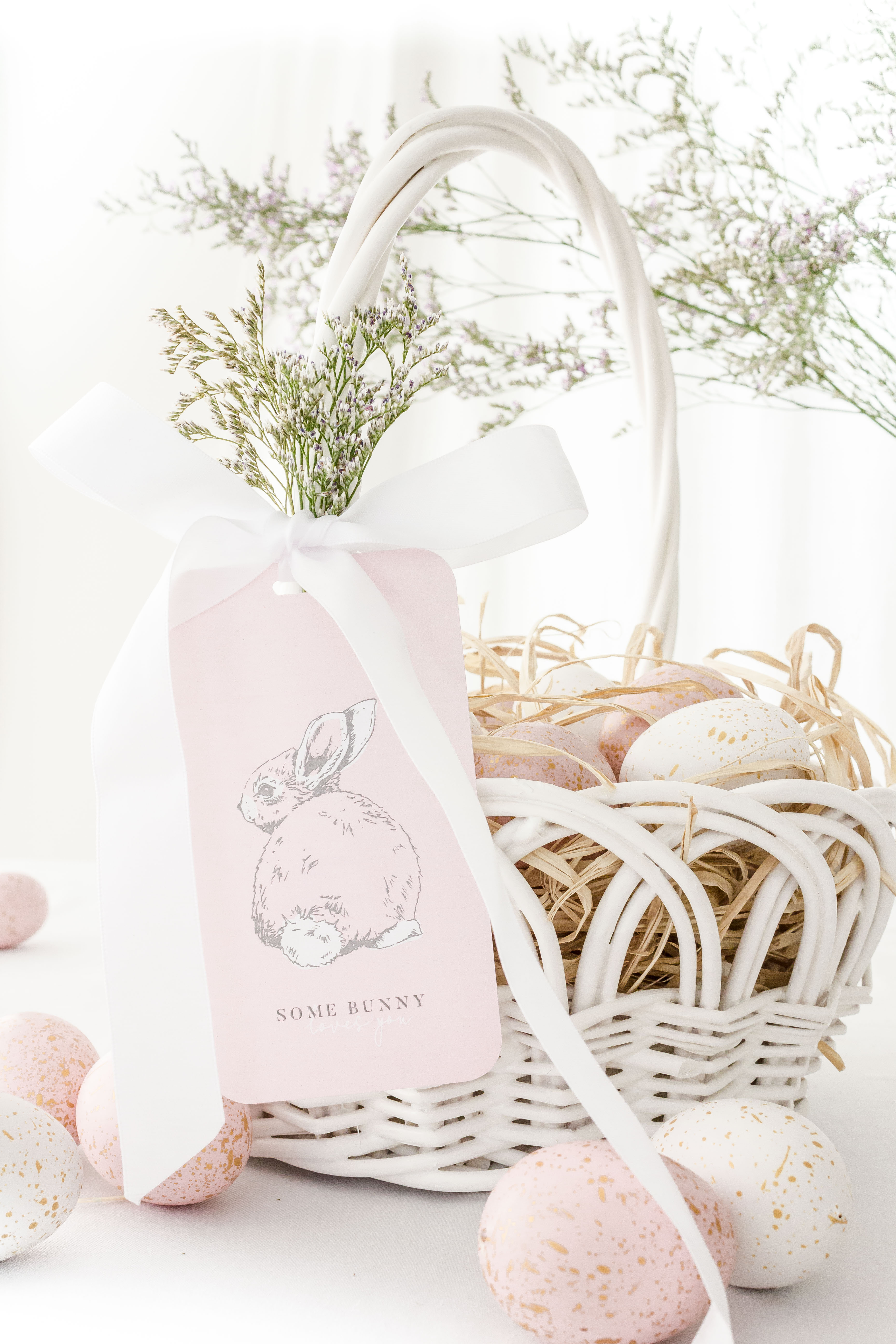 some-bunny-loves-you-free-printable-gift-tags-and-wallpapers-for