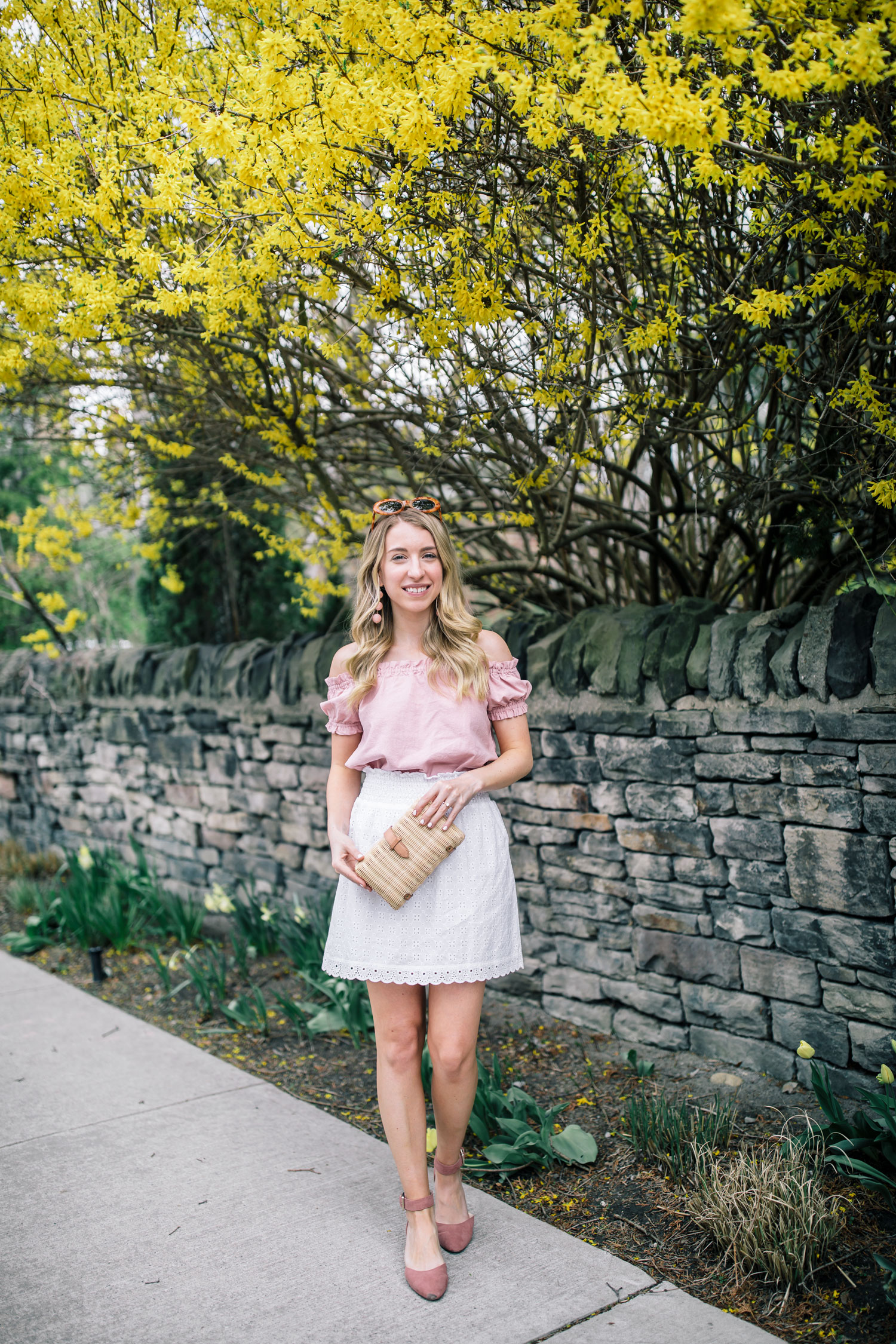 Linen & Eyelet Lace | The Blondielocks | Life + Style